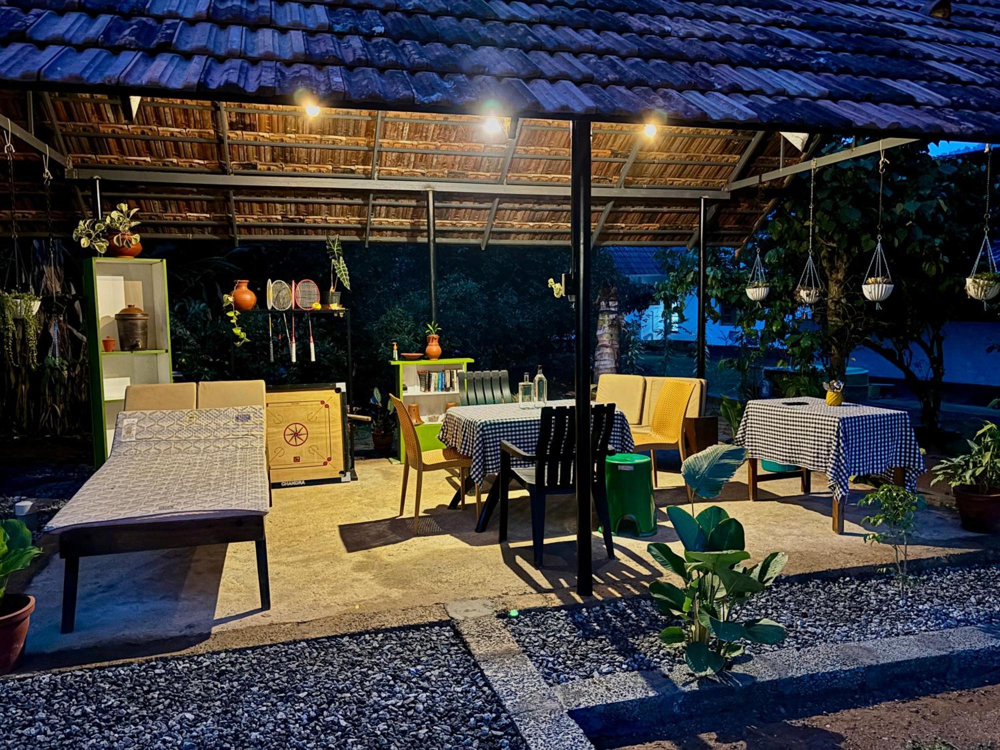 Calm Shack - 2 Bedroom-Boutique Farm Stay Munnar Exterior photo
